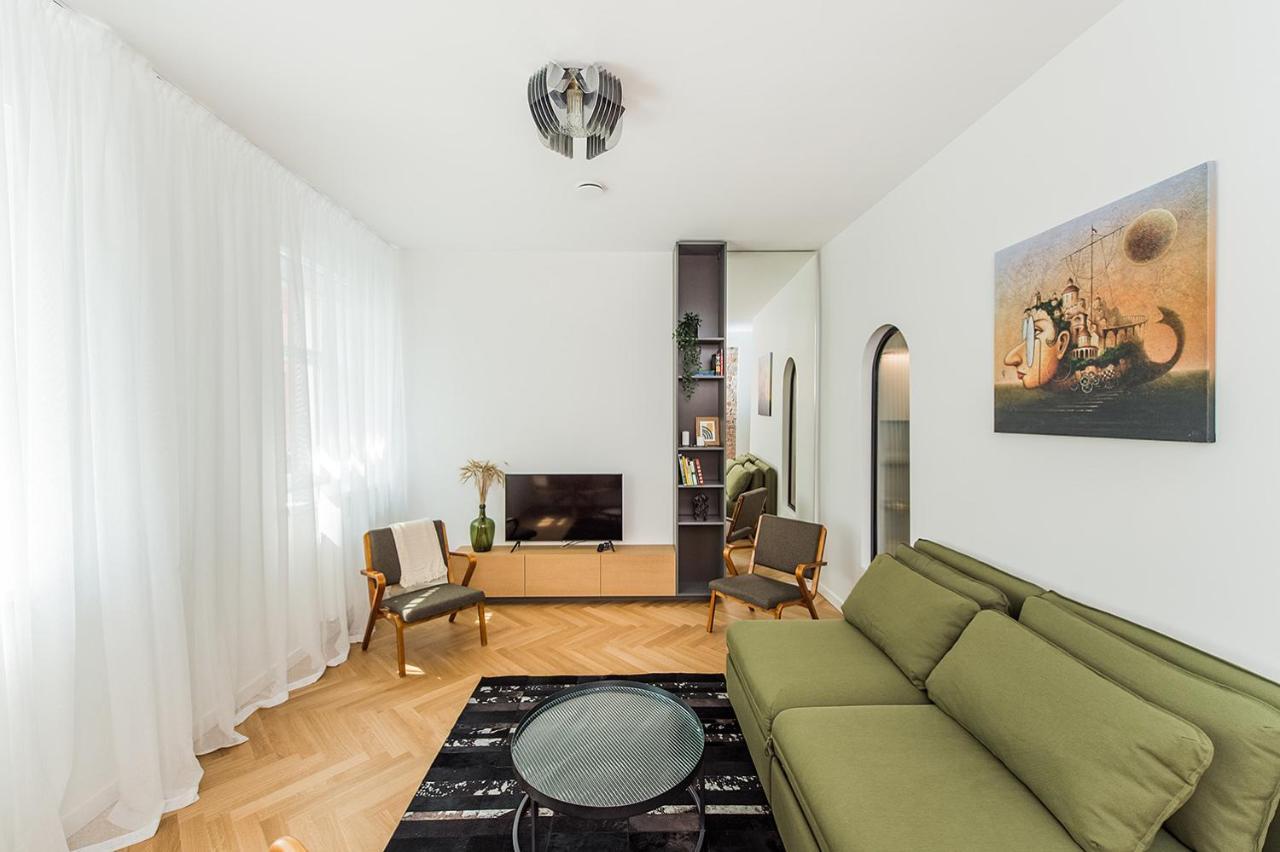 Kaunas Town Hall Apartment 5A By Urban Rent Exterior photo